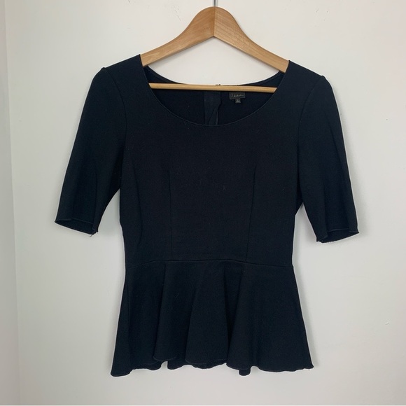 Aritzia T.Babaton Barrett Peplum Top - Picture 2 of 9